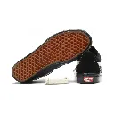 1-3-21vansskatesk8loblackmarshmallow3_1100x-1000.webp