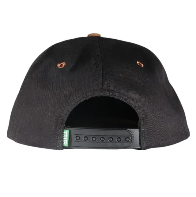 gorra-trur-la-calle-es-nuestra-snapback-negro-cafe-atras-d5ff956974e69cd03c17436431856241-640-0-Photoroom.webp