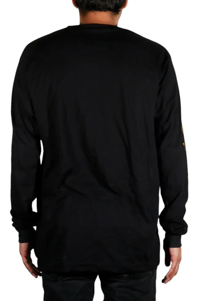 camiseta-larga-monk-x-feel-negro-atras-a8c155e66cdbfd73c316965443292084-640-0-Photoroom.webp