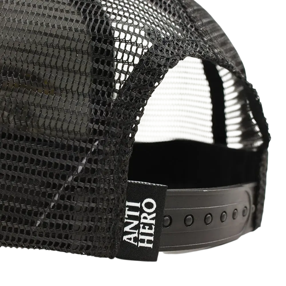 gorra-antihero-eagle-trucker-negro-costal-de-anzuelos-skateshop-bogota-colombia-2.webp