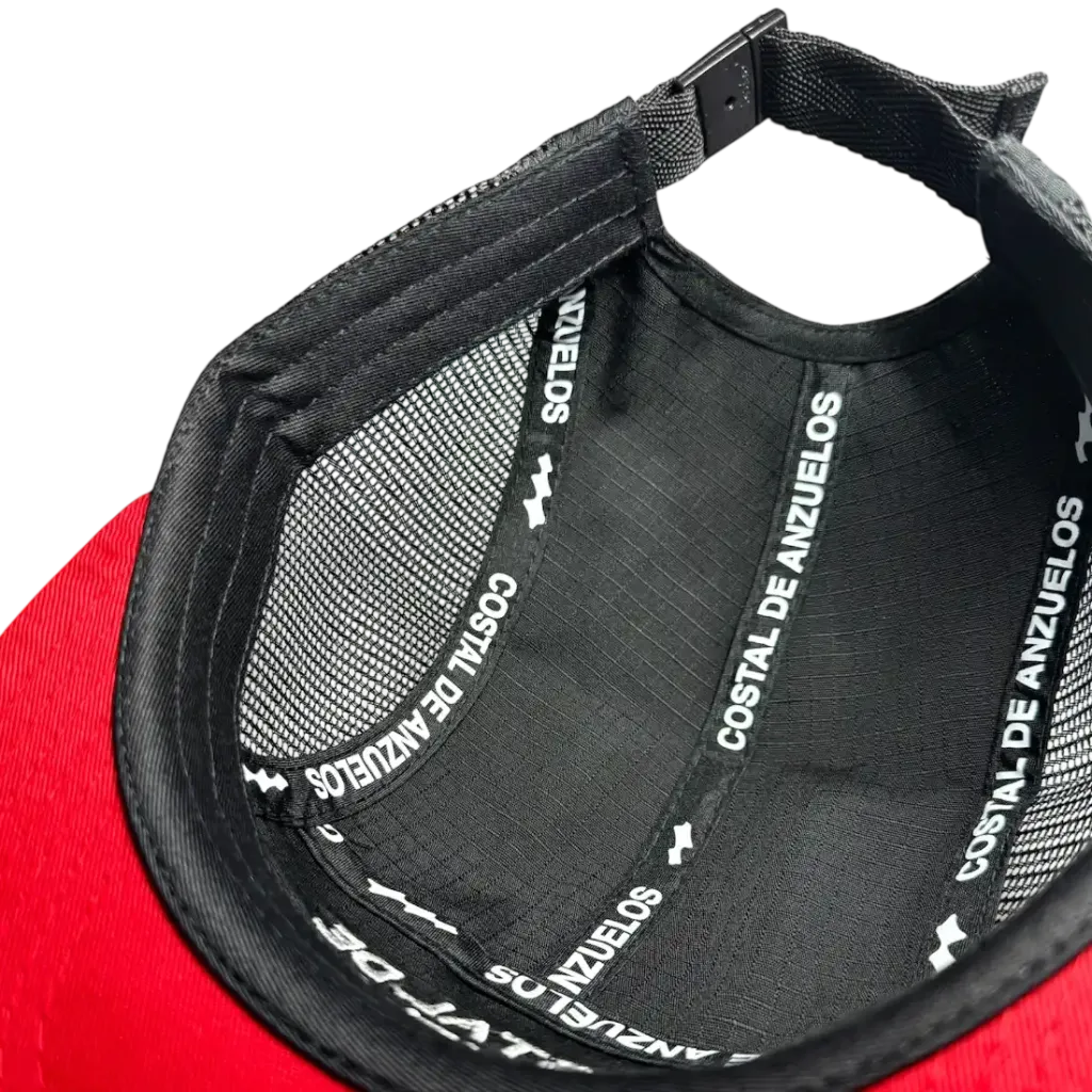 gorra-costal-de-anzuelos-brand-logo-five-panel-ripstop-negro-rojo-3.webp