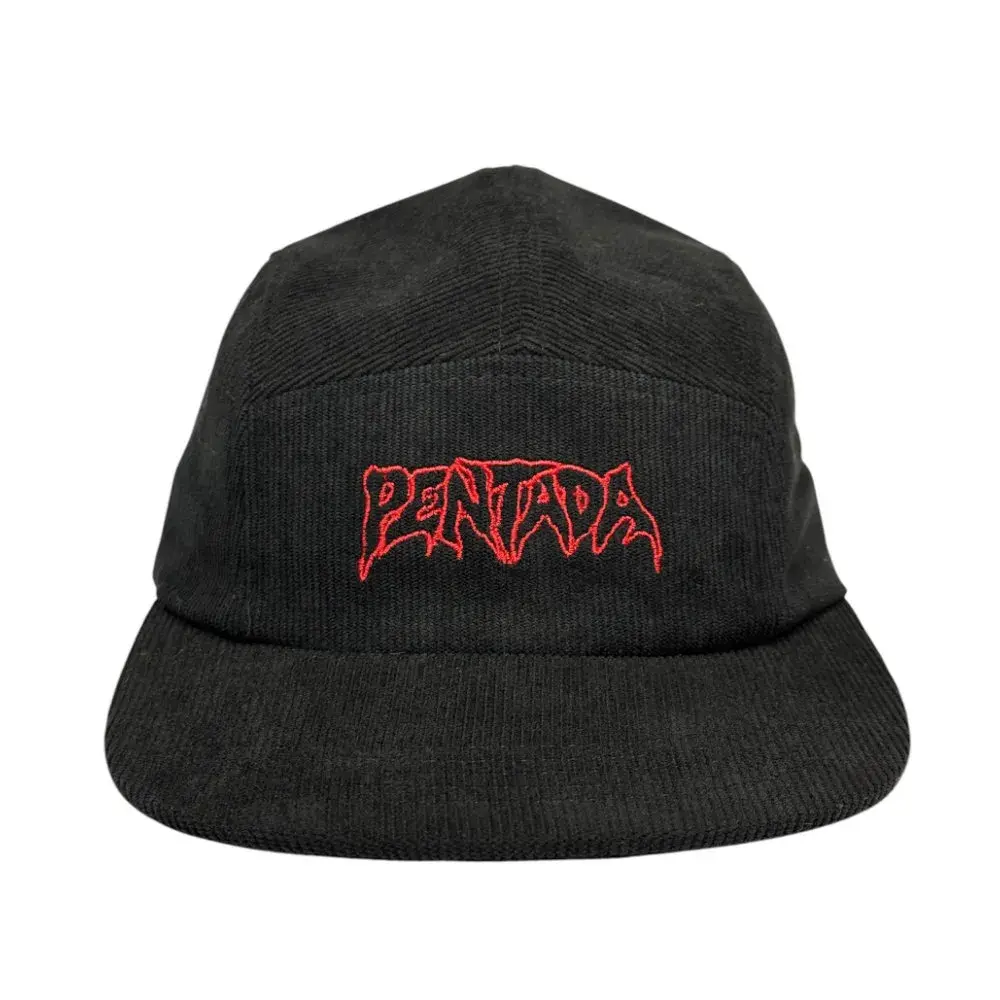 gorra-pentada-pana-5-paneles-negro-rojo.webp