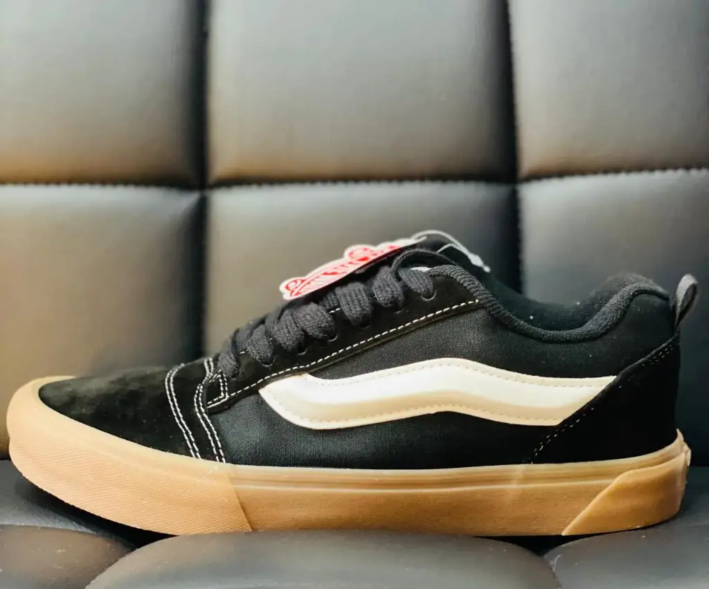 TENIS VANS OLD SCHOOL NEGRO/BLANCO