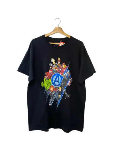 CAMISETA MARVEL AVENGERS MIX NEGRO  